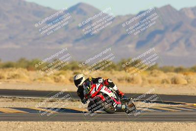 media/Jan-11-2025-CVMA (Sat) [[ddeb3f563a]]/Race 13-Amateur Supersport Open/